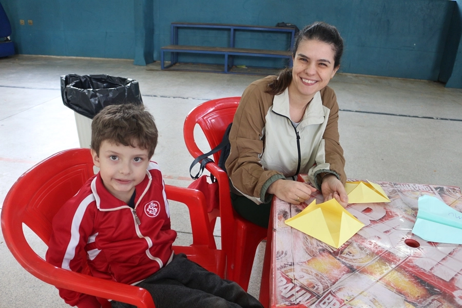 Brincadeiras Cantadas e Ateliê de Dobraduras com o Projeto Sorria – 09/11/2025