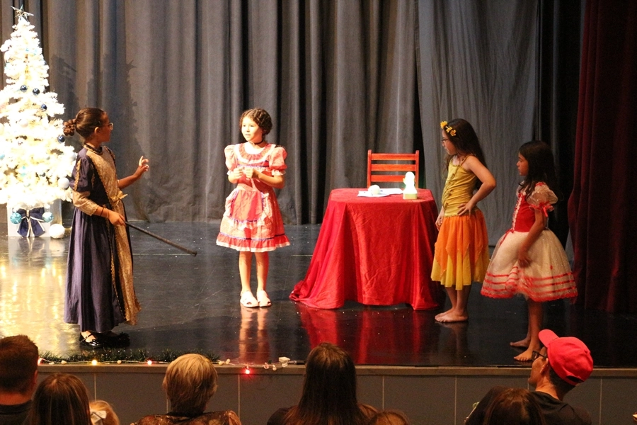 Espetáculo Cinderela – 06/12/2025