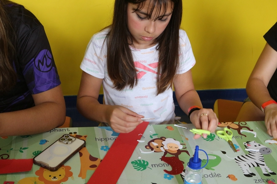 Momentos Criativos – Enfeites de Natal – 13/12/2025