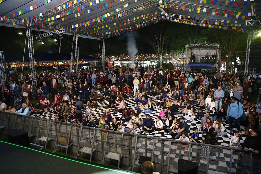 Festa Junina AABB São Paulo com Paulo Miklos e Peixelétrico – 27/06/2026