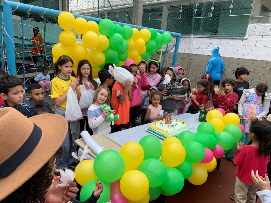Campanha – Doe um brinquedo e faça uma criança feliz – 18/08 a 04/10/2026