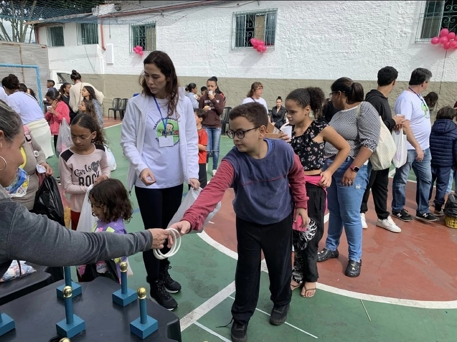 Campanha – Doe um brinquedo e faça uma criança feliz – 18/08 a 04/10/2026