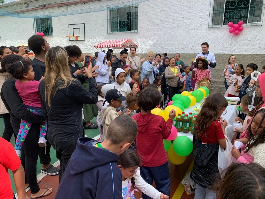 Campanha – Doe um brinquedo e faça uma criança feliz – 18/08 a 04/10/2026