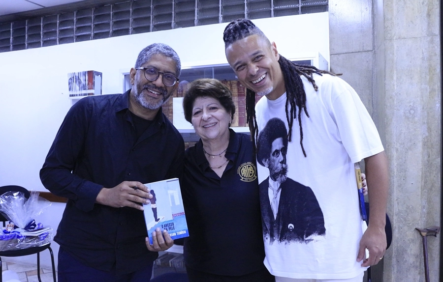 10 anos - Clube de Leitura – 25/09/2026