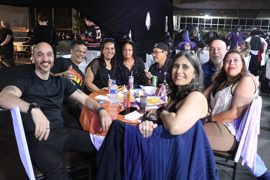 Festa à fantasia Halloween – 18/10/2025