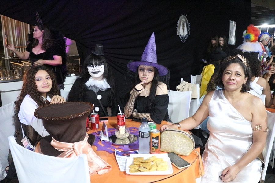 Festa à fantasia Halloween – 18/10/2025