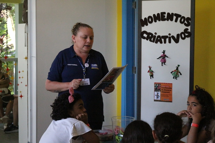 Momentos Criativos – Confecção da Boneca Abayomi – 29/11/2025