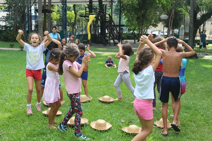 Recreação na AABB com o Projeto Sorria – 28/02 e 01/03/2026