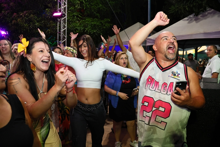 Festa do Hawaii com Tchakabum – 21/03/2026