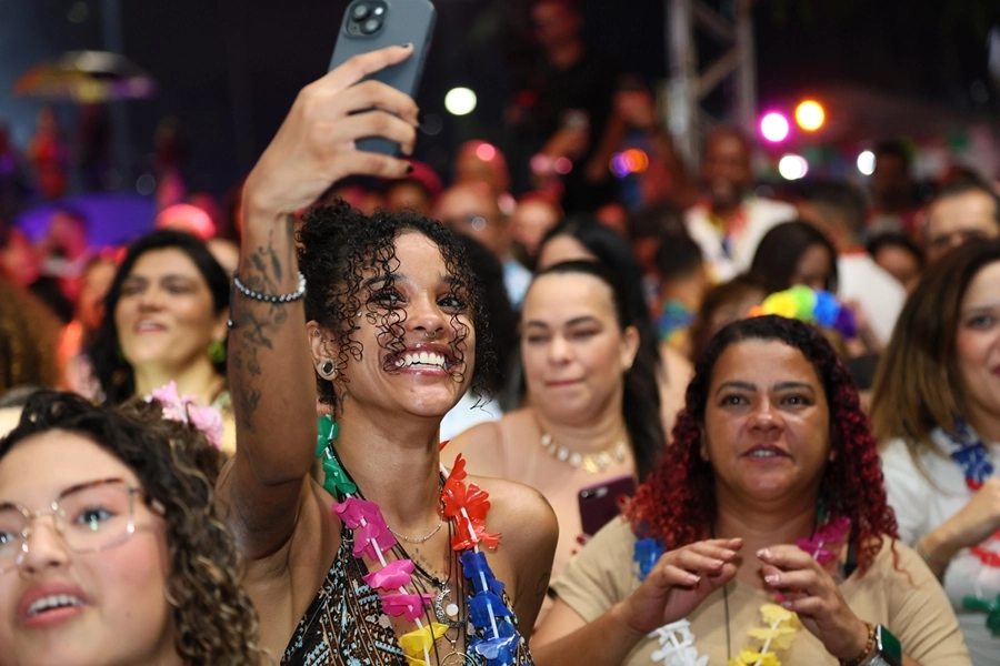 Festa do Hawaii com Tchakabum – 21/03/2026