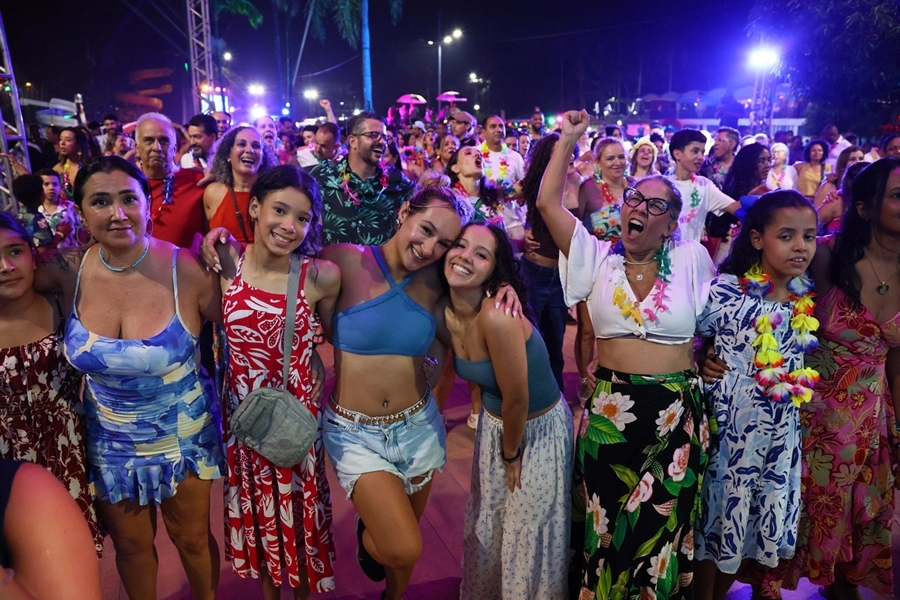 Festa do Hawaii com Tchakabum – 21/03/2026