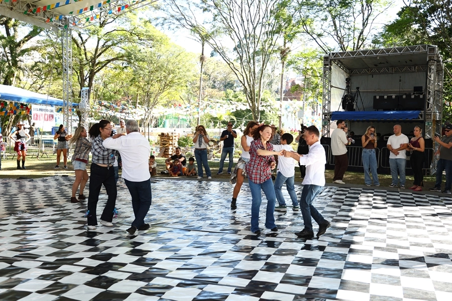Festa Junina AABB São Paulo com Péricles – 28/06/2026