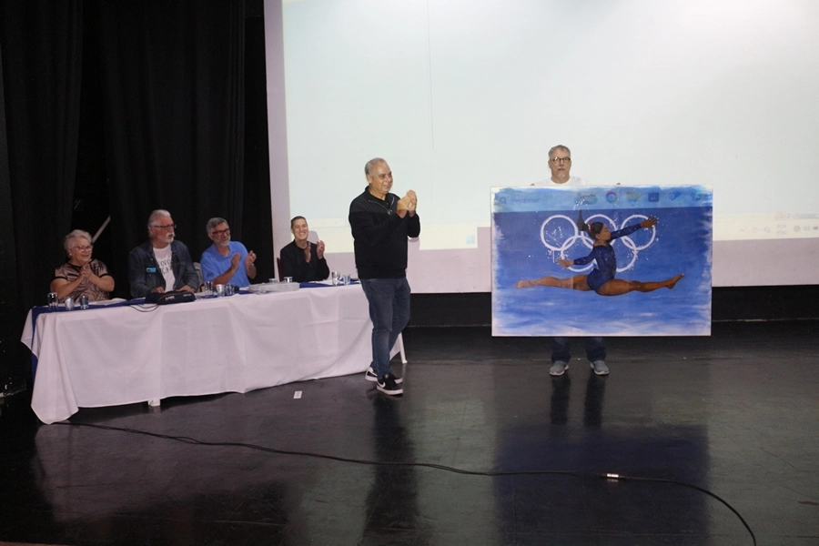Cerimônia de Entrega de Obra do Artista Plástico André Siqueira na Reunião Ordinária do Conselho Deliberativo – 15/08/2026