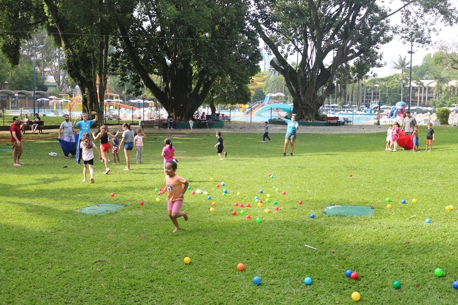 Recreação na AABB com o Projeto Sorria – 01 e 02/11/2025