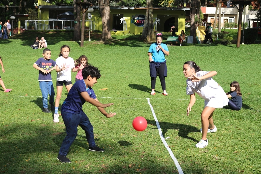 Recreação na AABB com o Projeto Sorria – 08/11/2025